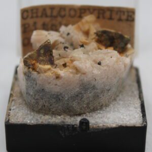 Chalcopyrite on Dolemite