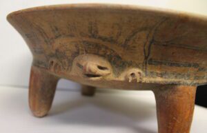 Maya Polychrome Tripod Plate